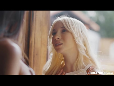 ❤️ Дівчина приходить додому через кілька місяців і в кінцевому підсумку їсть кицьку своєї мачухи ️❌ Російське порно у нас ❌❤